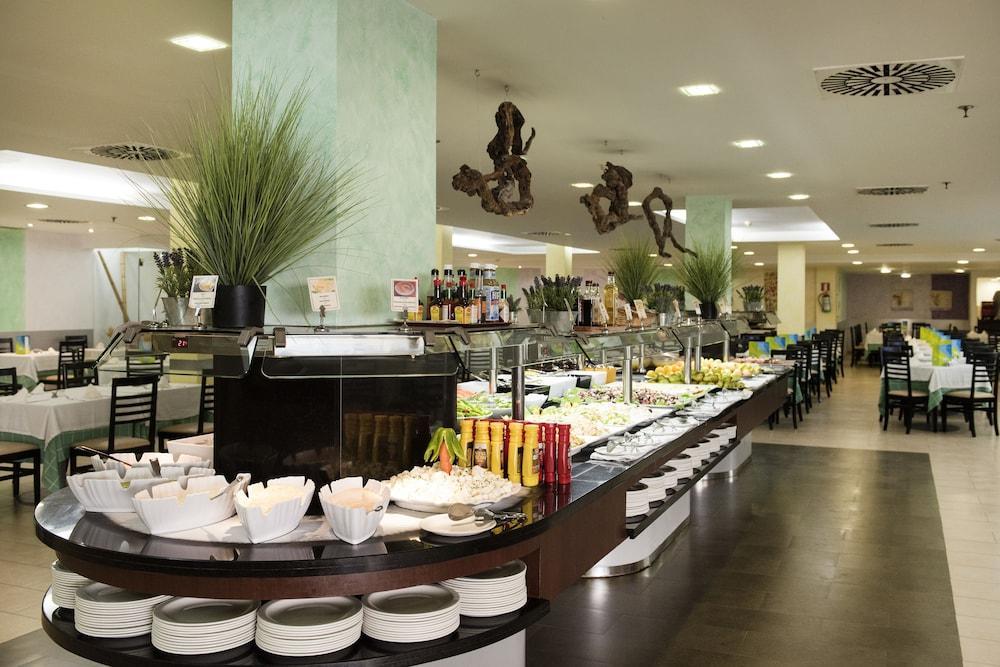 Hotel Floresta ปูแอร์โตเดลคาร์เมน ภายนอก รูปภาพ